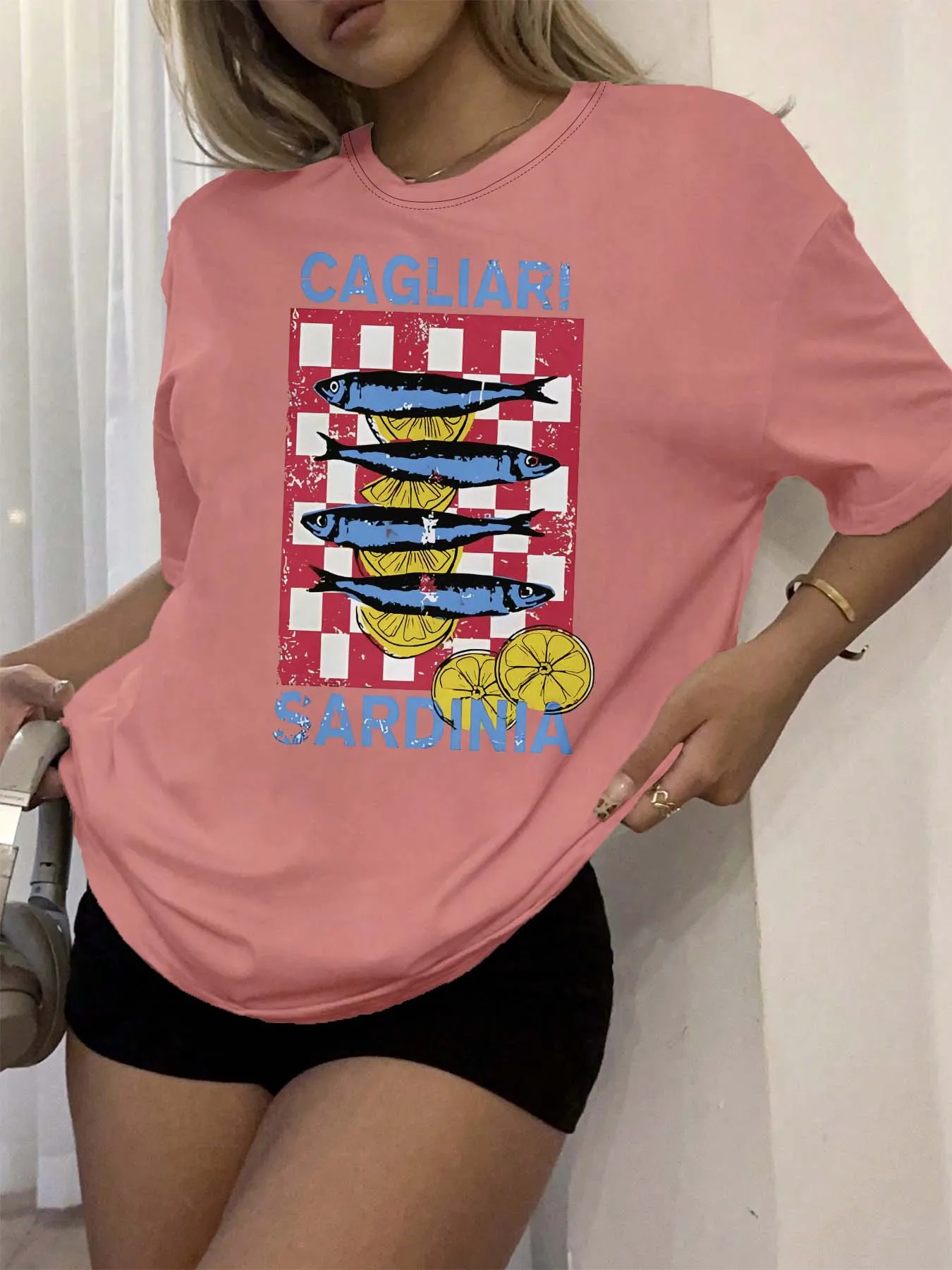 Kaus Trendi Grafis Kotak-kotak Lemon Ikan Cagliari Sardinia Ukuran Besar