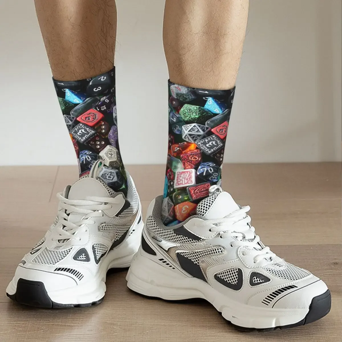 Calcetines largos con dados Harajuku para hombre y mujer, medias Súper suaves, accesorios para todas las estaciones, regalo de cumpleaños