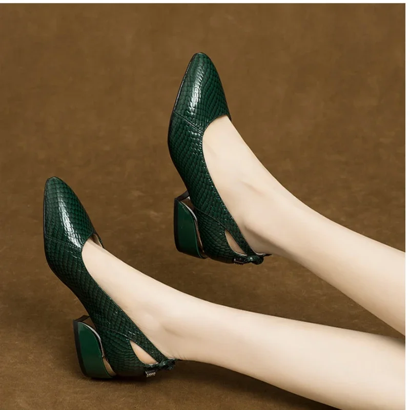 2024 New Soft Leather Shallow Mouth Single Shoes Women\'s Thick Heel Pointed Bow Low Heel Women\'s Shoes Versatile Scoop Shoes