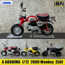 A AOSHIMA 1:12 2009 Monkey Z50J Motorcycle model Static ornament Birthday present New Year gift