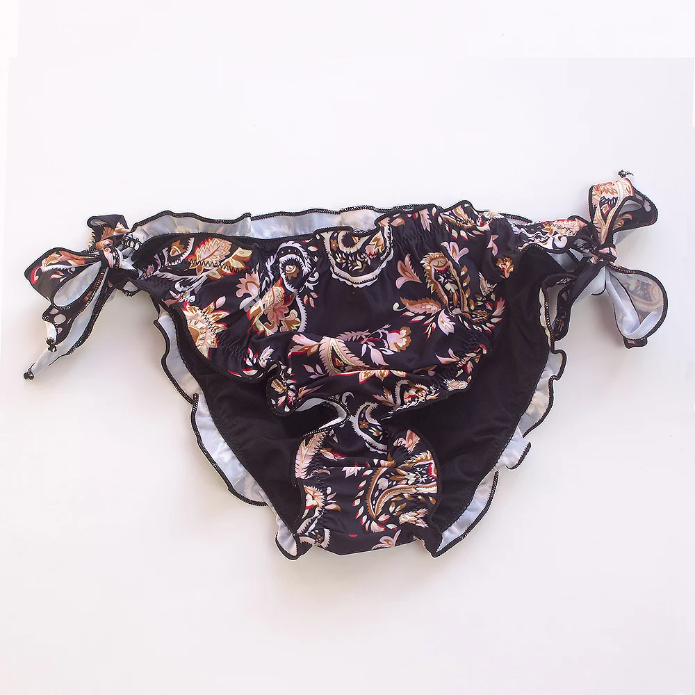 Wholesale Fold Sexy Bandage Brazilian Bikini Thong 2024 Ruffle Flower Swimwear Swimsuit Women Bottom Sexy Cheap Biquini Bottom