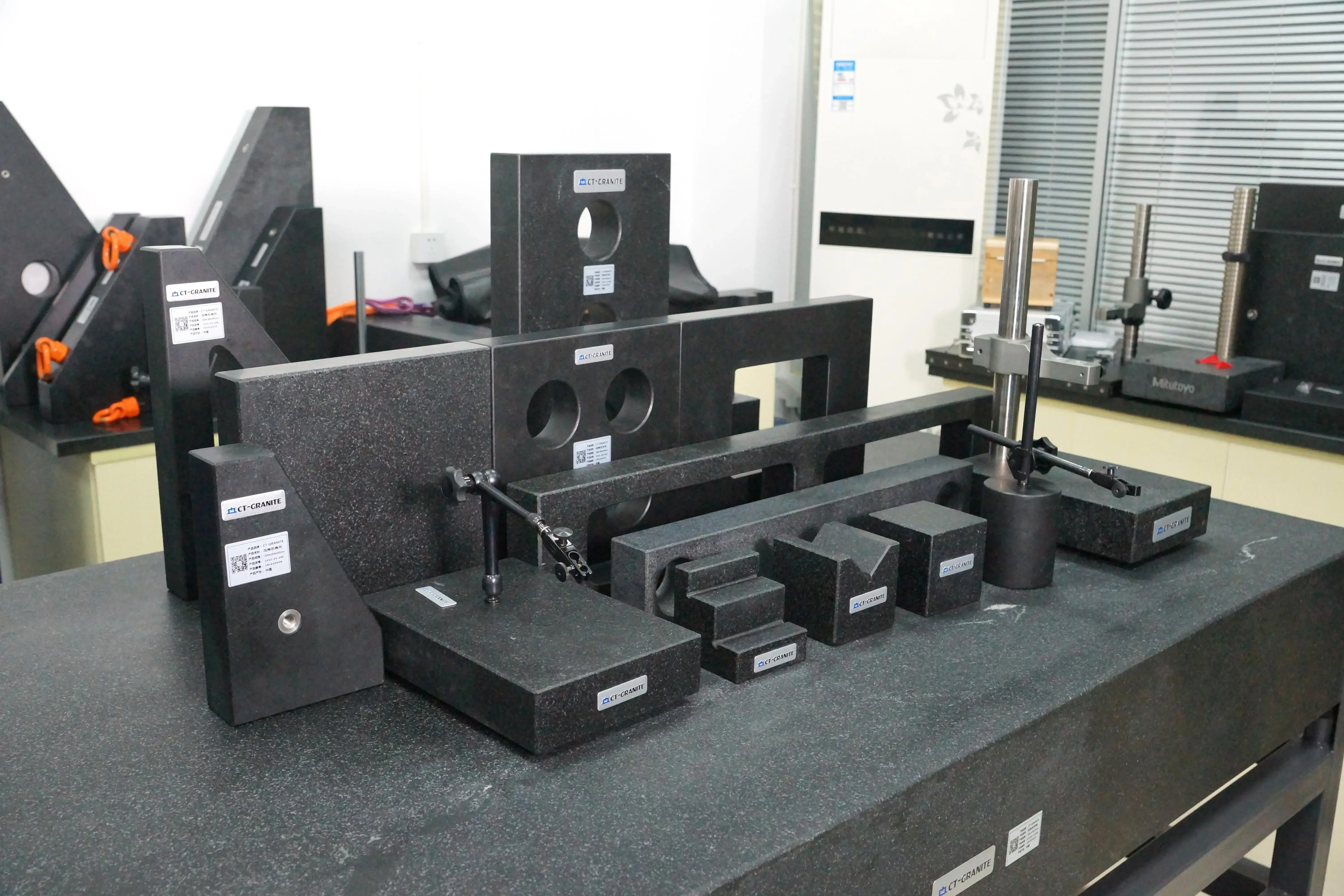 

2025newHigh Precision Granite Measuring Instruments Device, Granite Triangle Ruler for Inspection