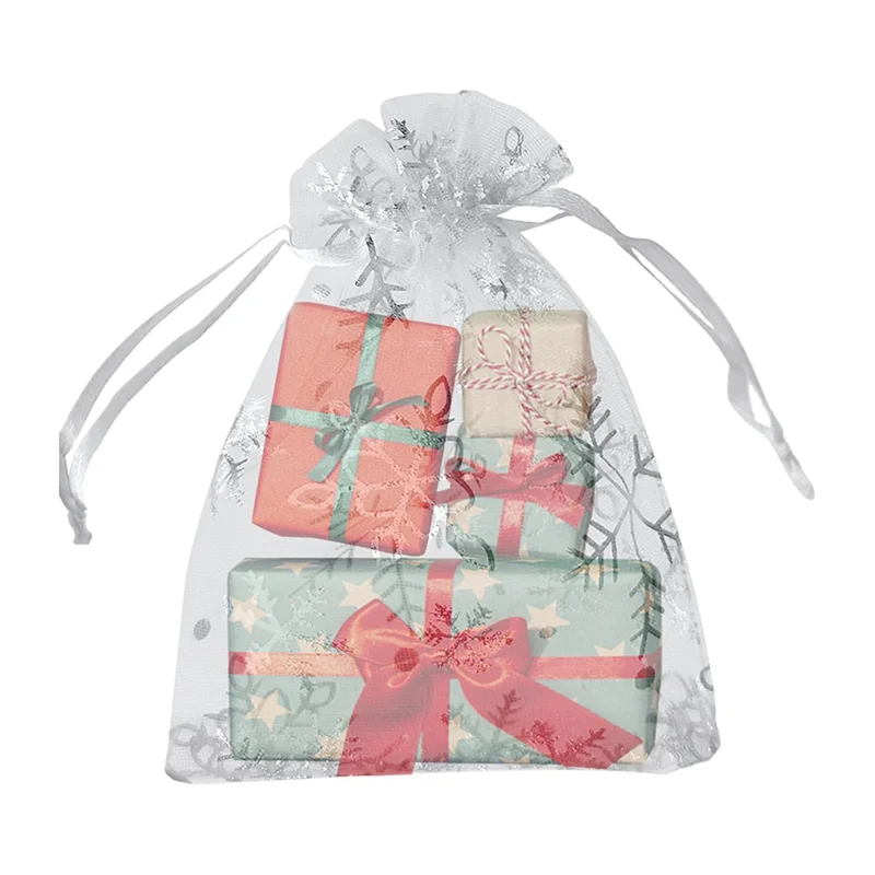 SCLS 100 قطعة أكياس الأورجانزا ندفة الثلج عيد الميلاد 4X6 بوصة أكياس عيد الميلاد مع أكياس شبكية الرباط لعيد الميلاد