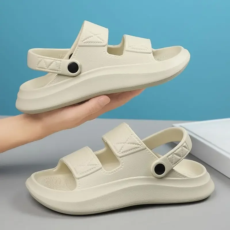 

High Quality Summer Fashion Solid Color Convenient Men's Lightweight Slip on Casual Wear Resistant Large Size Sandals