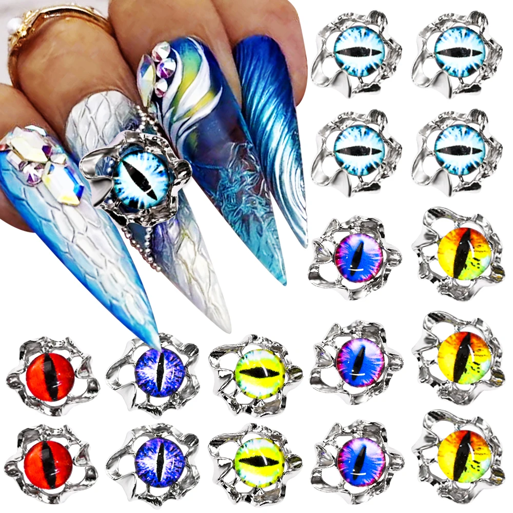 10 adet 3D Evil cadılar bayramı göz tırnak Charms 3D alaşım Vintage tırnak taşlar Punk takı Glitter akrilik DIY Nail Art aksesuarları