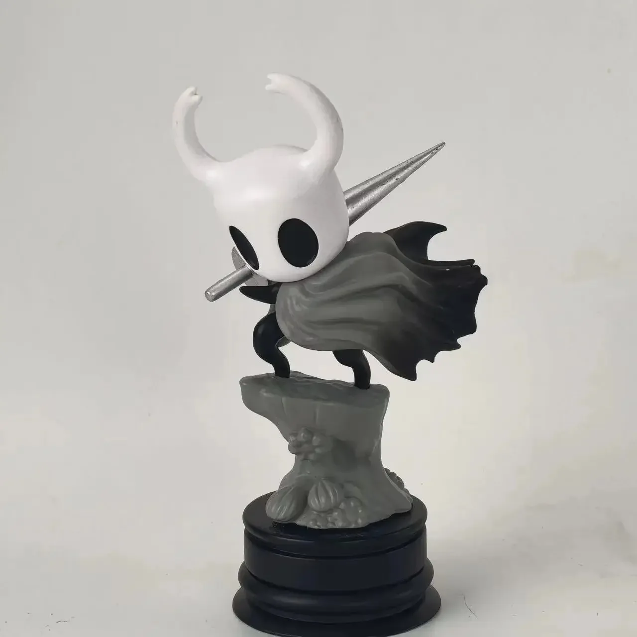نموذج الرسوم المتحركة الصغير Hollow Knight مصنوع يدويًا، ملحقات الألعاب، الهيكل، صناعة يدوية، نموذج تمثال PVC
