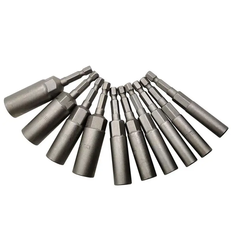 

Шестигранные гайки-втулки LICE длиной около 80 мм.