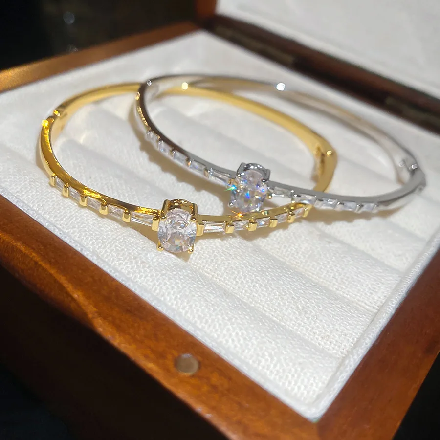 

Vintage Sparkling Geometric Oval Zircon Bangle Women Delicate Gold/Silver Plated Bracelet Fashion Jewelry Hand Accessory 1740
