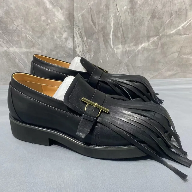 Italian Black Dress Shoes Men Tassel Loafers Luxury Handmade Leather Casual Shoes Slip On Mens Party And Banquet Shoes