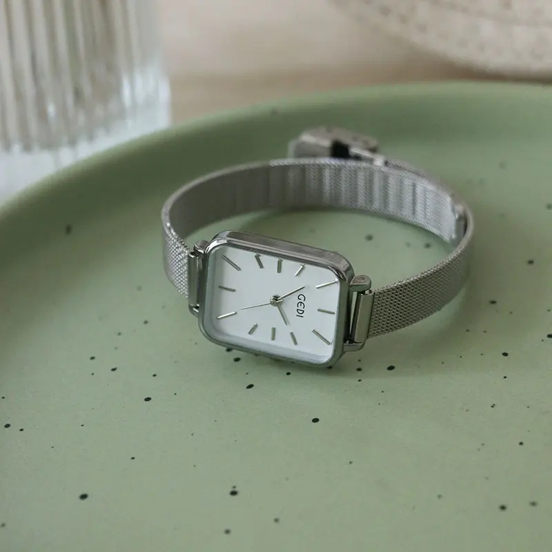 

New Women'S Silver Rectangular Quartz Wristwatch, Versatile, Simple And Elegant, With A Small Dial. A Stylish Quartz Watch.