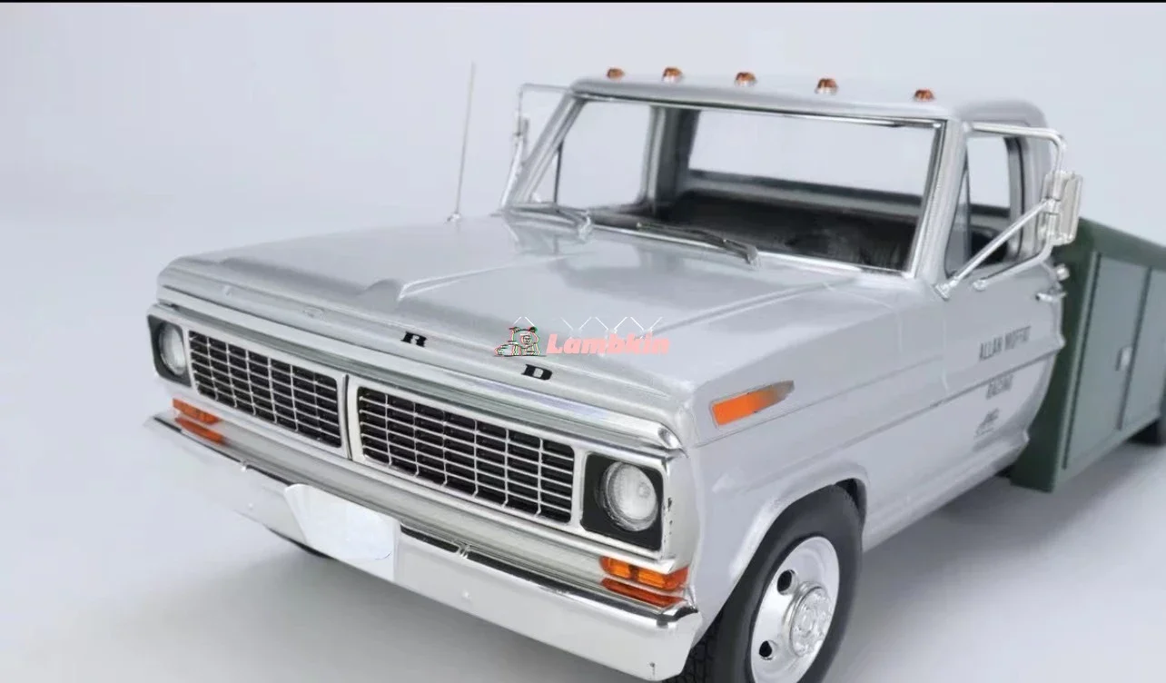 ACME 1:18 1970 F-350 Ramp Truck BRUT Allan Green Sliver towed vehicle Collectible Ornaments