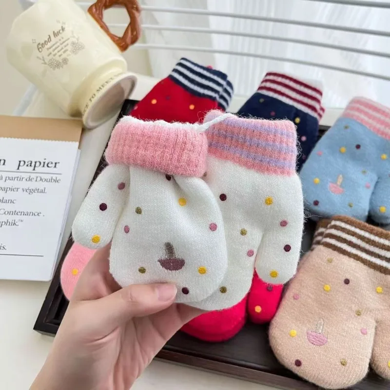 

Kids Printed Embroidered Gloves Double Layer Fleece Lined Winter Mittens Cartoon Thermal Gloves Children's Knitted Mittens