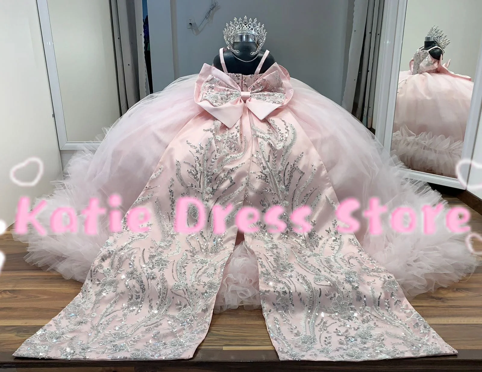 Customized Flower Girl Dress For Wedding Tulle Sequins Applique Bow Princess Kids Birthday Party First Communion Ball Gowns