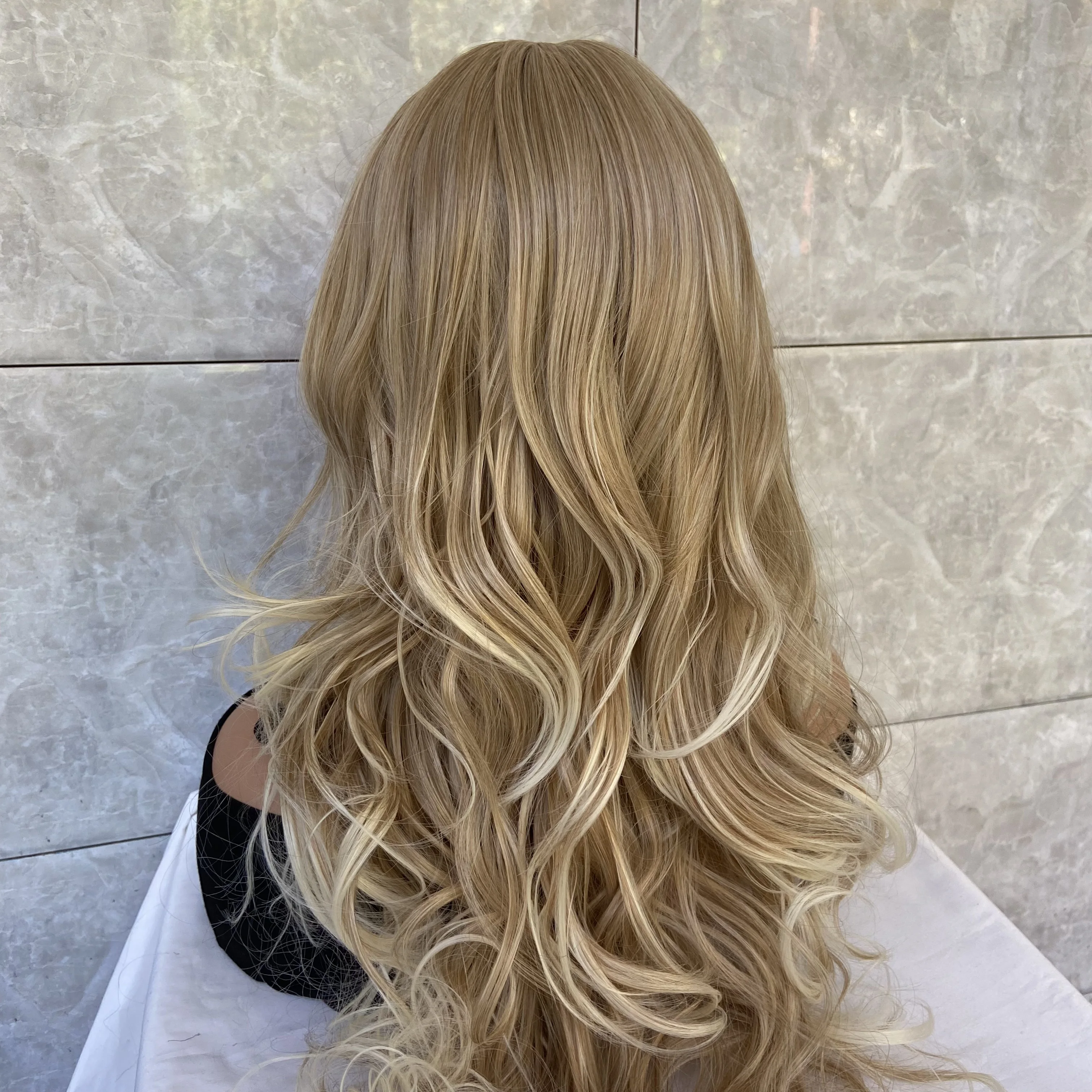 Fashiomag-peruca longa e encaracolada para mulheres, loira, cabelo humano enraizado, mistura de calor, macia, natural, natural, uso diário