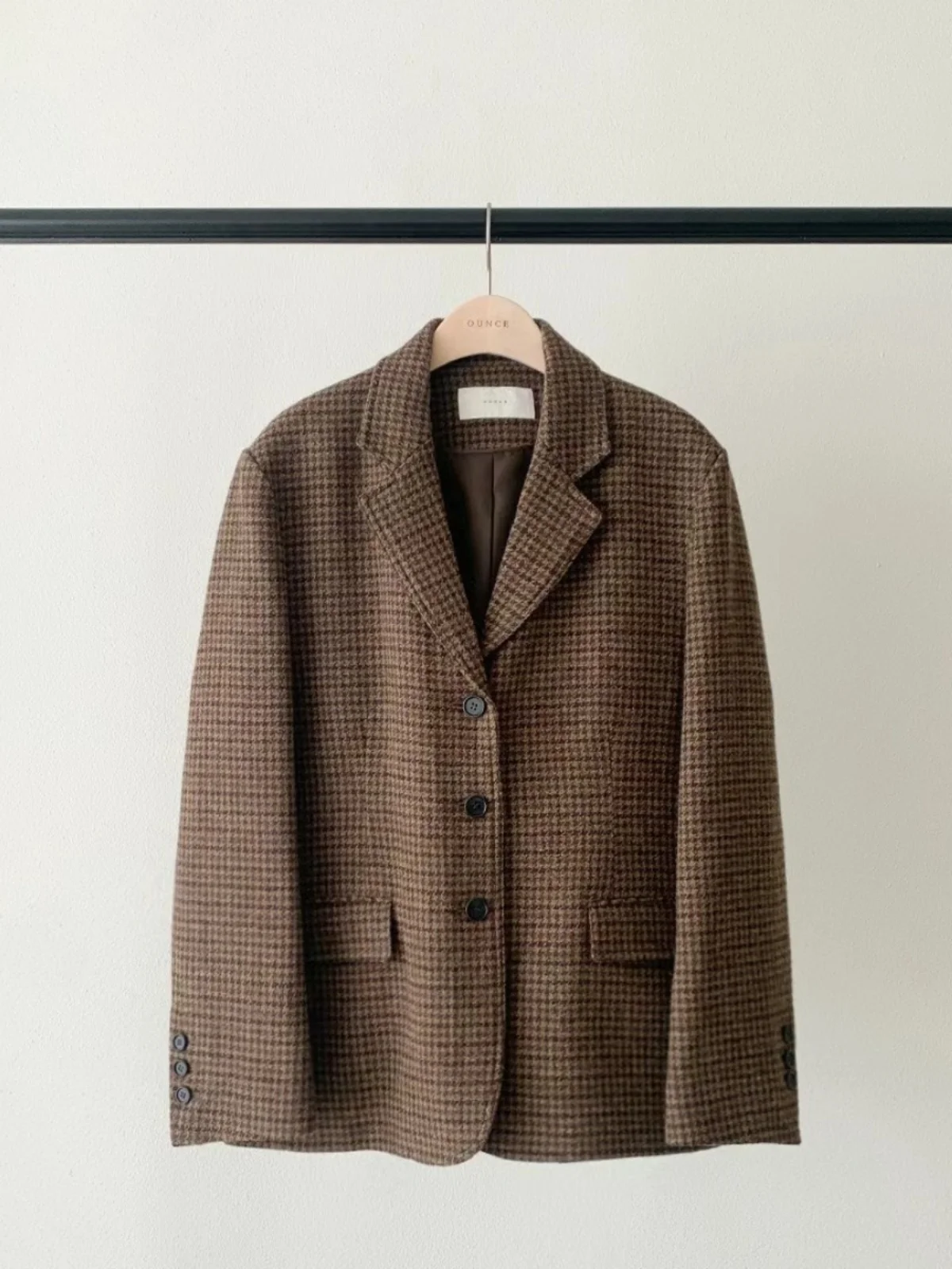 

Retro Woolen Coat Women's Winter Korean Sle Suit Collar Plaid Single Button Exterior Layer Straight Tube pe Long Sve