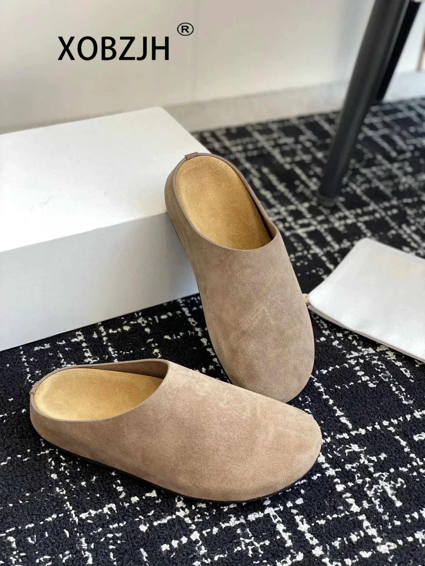 

2024 Flat Slippers High Quality New Women KidSuede Mules Shoes Round Toe Casual ComfortSlides Woman Thick Sole Slippers Woman