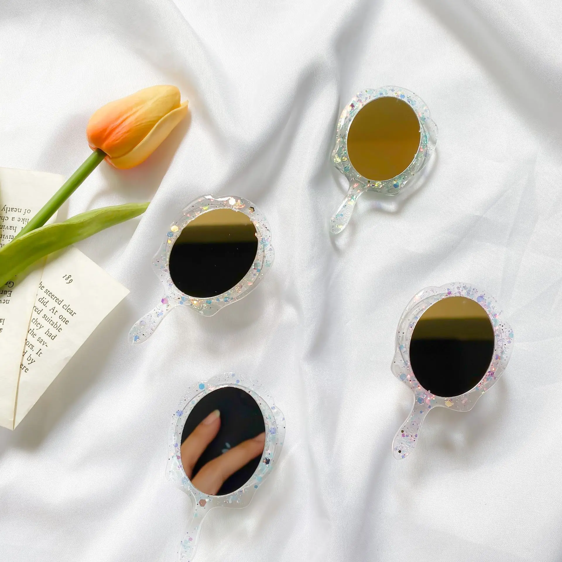 Креативная веерообразная минималистичная подставка для телефона, персонализированное зеркало для макияжа Goddess Art, портативное настольное крутая подушка безопасности, ручка для телефона