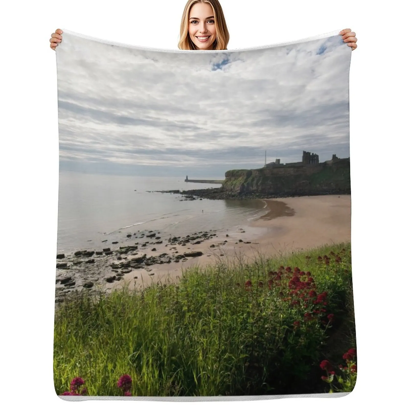 

King Edward's Bay, Tynemouth Throw Blanket Durable Warm Blanket for Daily Home Use
