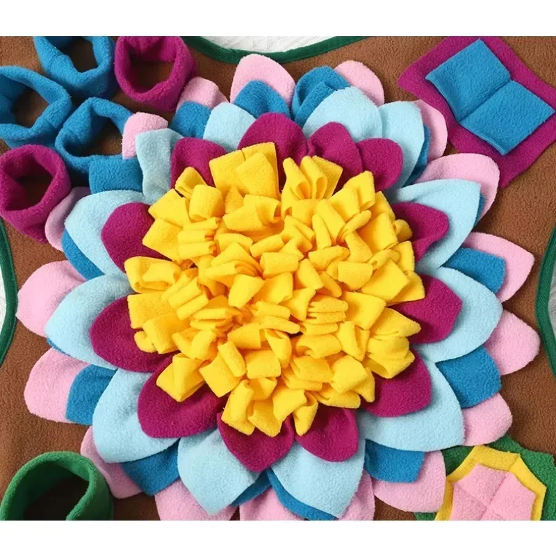 Pet Sniffing Mat Dog Slow Food Sniffing Plush Toy Mat Colorful Flower Food Hiding Physical Exertion Training Mat