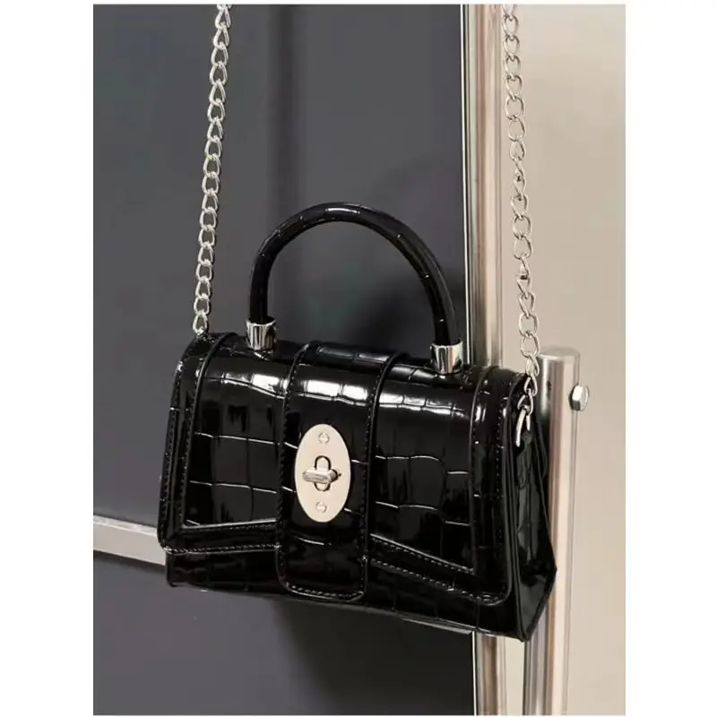 High-grade texture foreign chain patent leather motorcycle bag bag women\'s 2024 new niche hand-held shoulder crossbody  bag