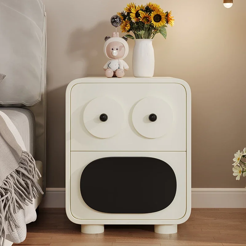 Creative Cute Solid Wood Cream Style Robot Bedside Table, Simple Modern Mini Small Children's Bedroom Storage Cabinet