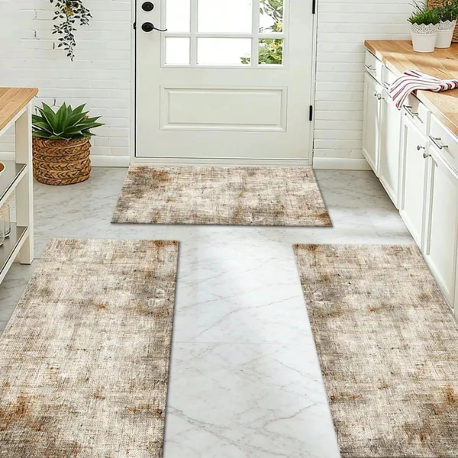 Three-piece kitchen rug set non-slip and washable, abstract pattern kitchen hallway rug soft and comfortable, suitable for sinks, floors, entrances, hallways and bathrooms.