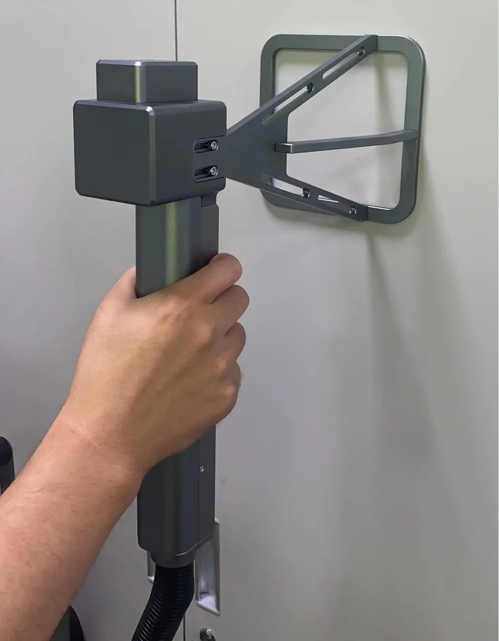 

Portable Handheld Marking Machine for Accurate Engraving on Stainless Steel Carbon Steel And Other Metal Components