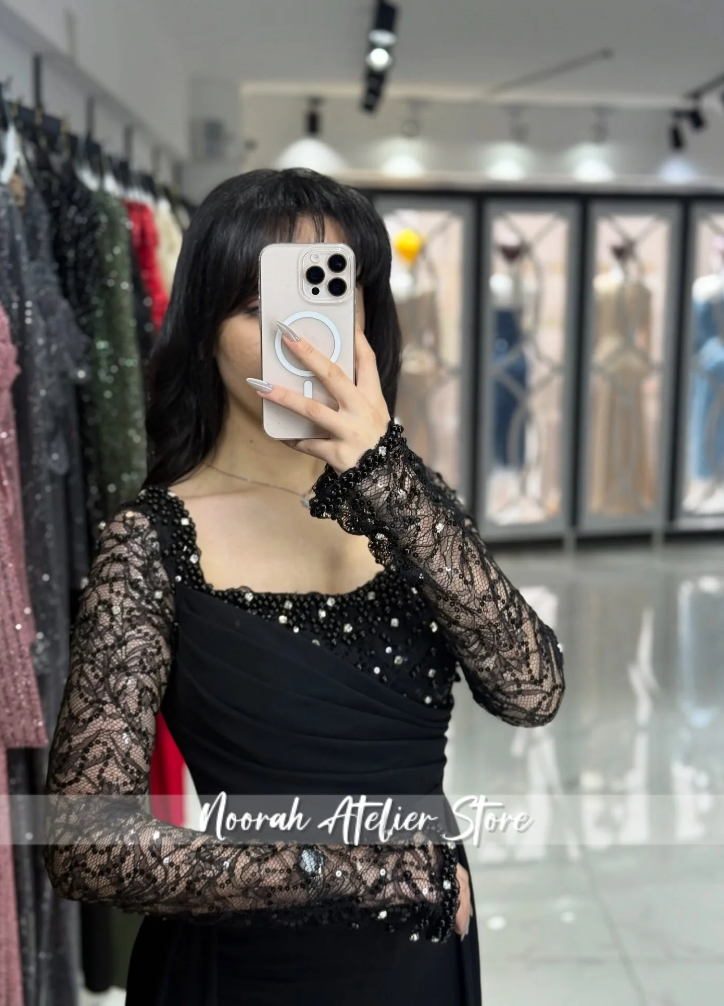 فساتين سهرة نسائية فاخرة مطرزة بياقة مربعة سوداء 2025 دبي الوهم الأكمام فستان المشاهير فستان حفلات مخصص