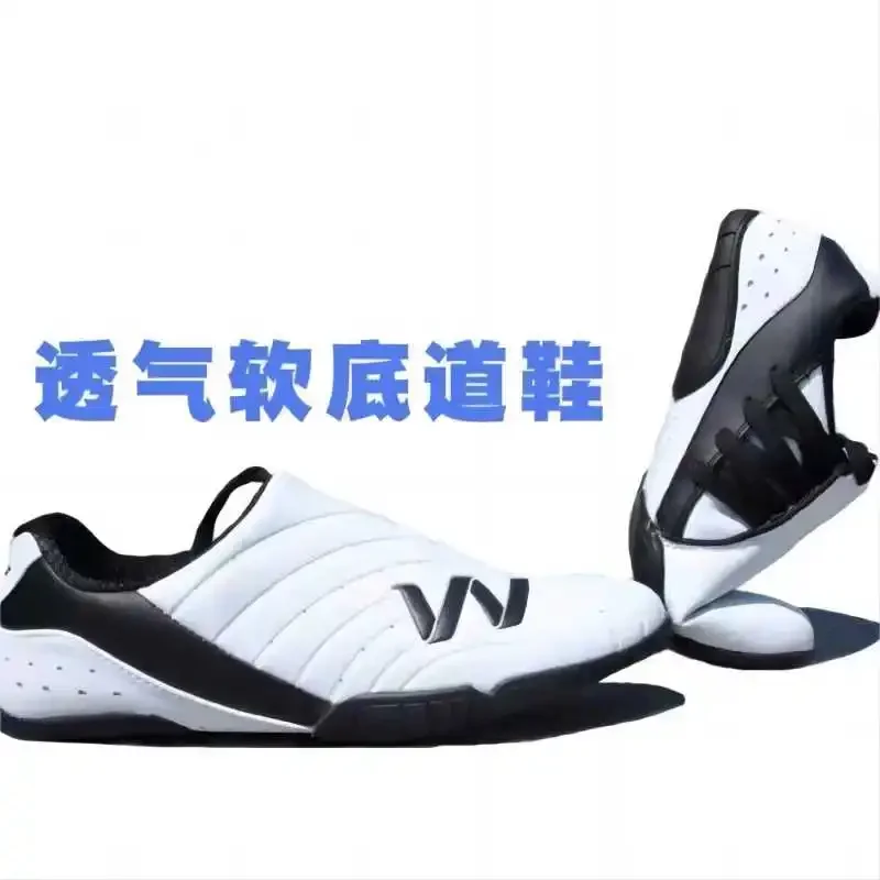 Professional Taekwondo Shoes Men Women Martial Arts Shoes Big Size 36-46 Karate Taekwondo Shoes Breathable Training Sneakers