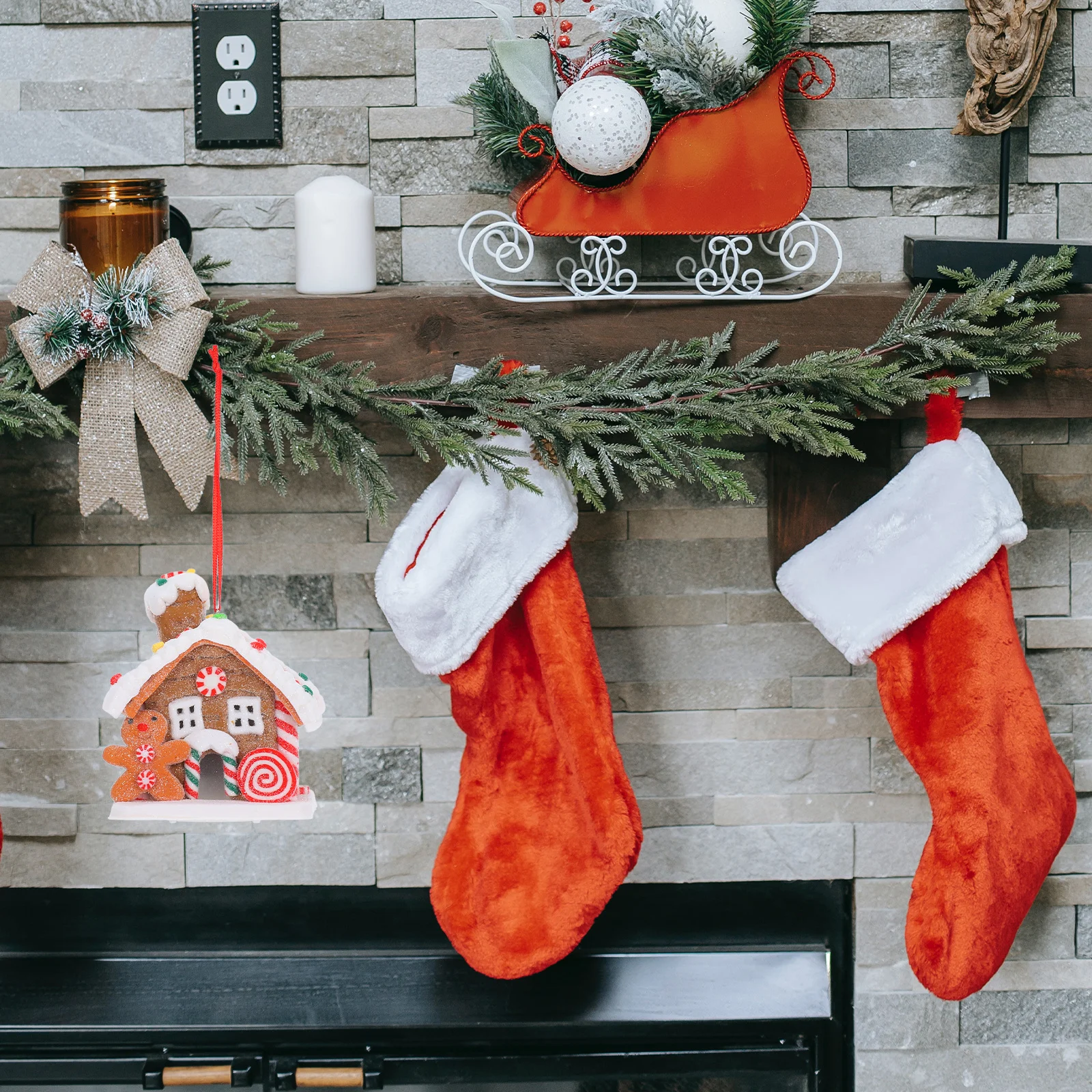 

Christmas Gingerbread House Ornament LED Light Small Clay Hanging House for Tree Holiday Decor Window Display Ornaments