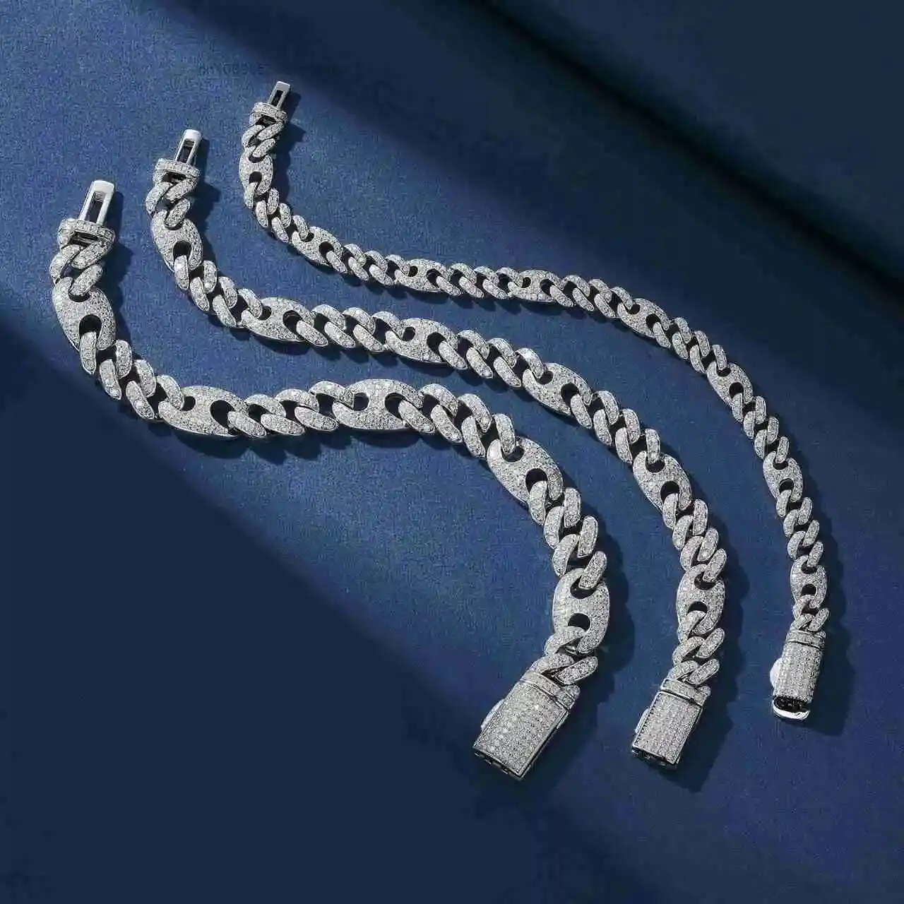 Fashion 6mm-10mm S925 Sterling Silver Cuban Link Bracelet Full Moissanite Light Catcher Chain 2.5-5.72 CTW..