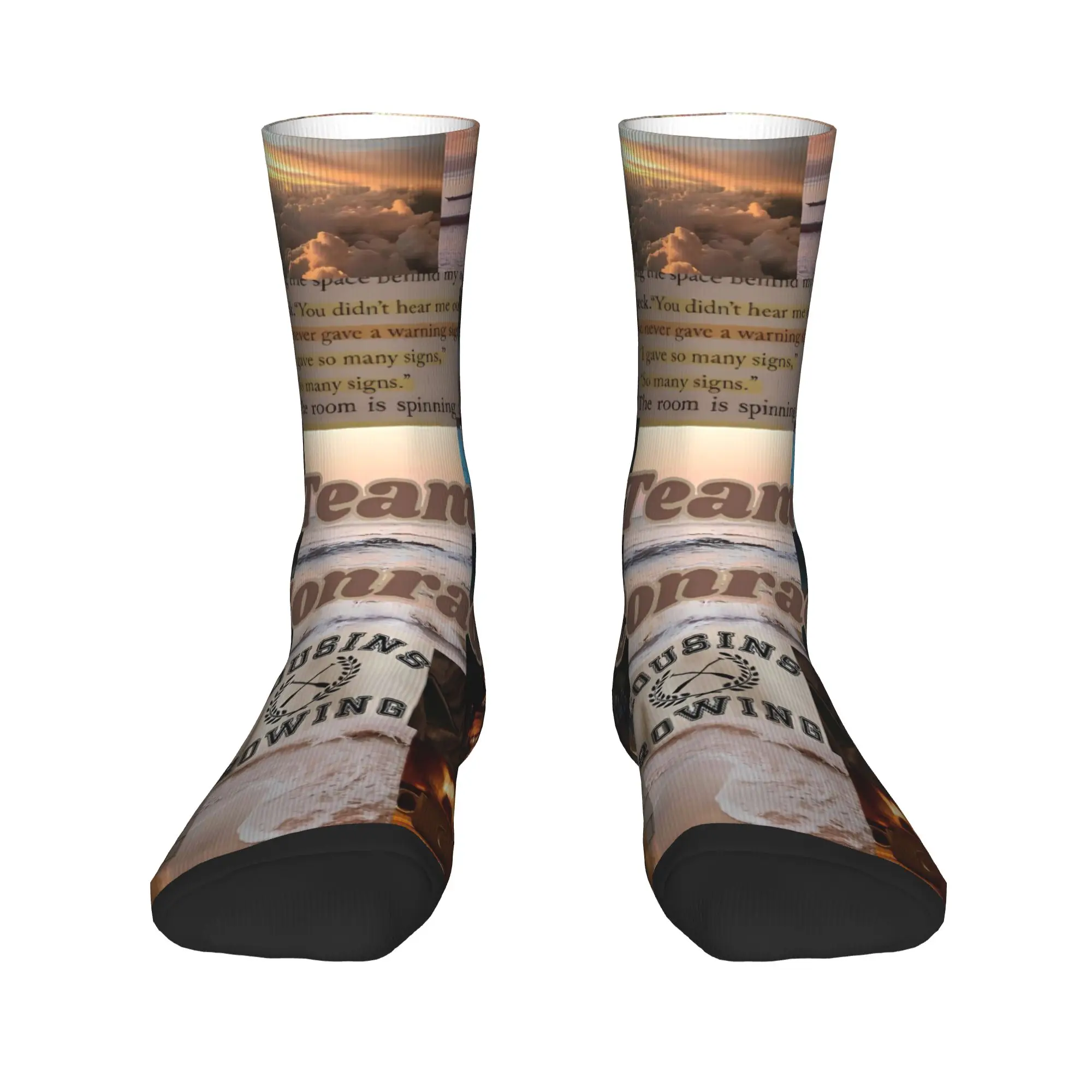 Cousins Beach Team Conrad The Summer I تحولت إلى جوارب جميلة جوارب ترفيهية للخريف ورسومات ركوب الدراجات مضادة للانزلاق