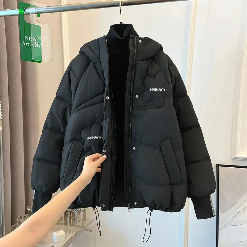 2024 neuer Daunen baumwolle gepolsterter Mantel Damen Winter kurz geschnitten verdickte Loose-Fit Baumwoll jacke koreanischen Stil lässige Puffer