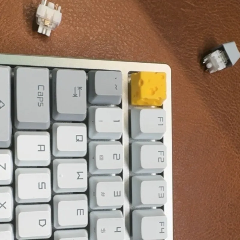 

Cheese Keycaps Cute Personalized Anime Tom and Jerry Mechanical Keyboard Caps Resin Epoxy Creative Custom Aesthetic Peripheral