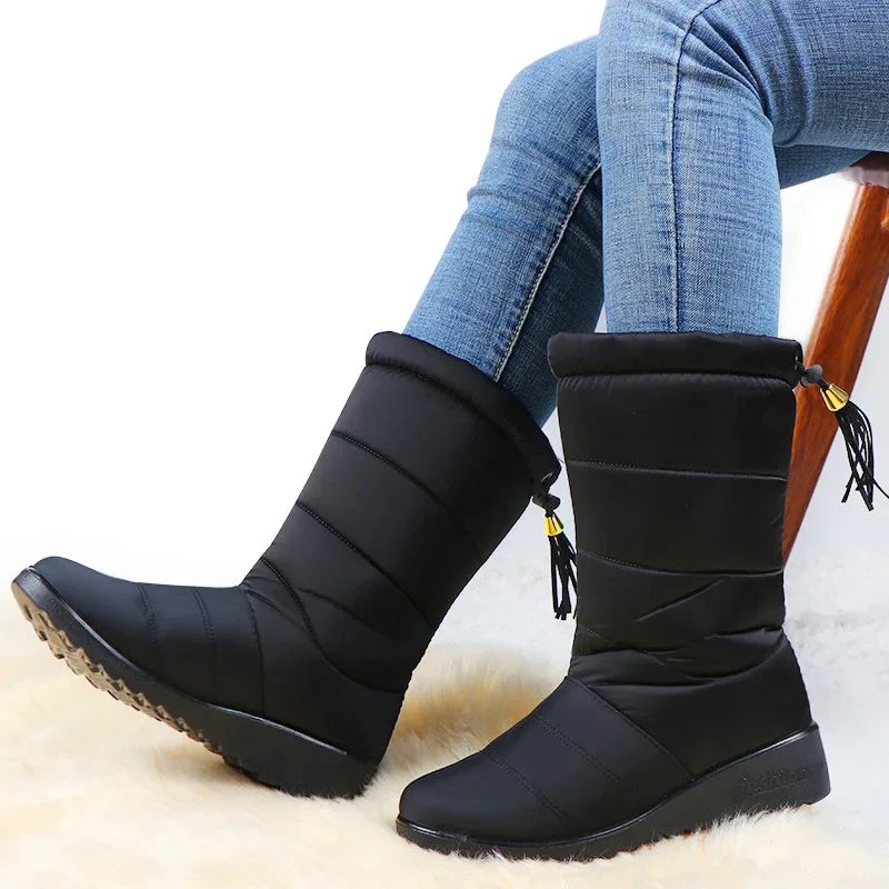 Waterproof Women\'s Snow Boots Fashion Tassel Cotton Shoes Soft Sole Ultra Light Warm Plush Ladies Plus Size Winter Footwear