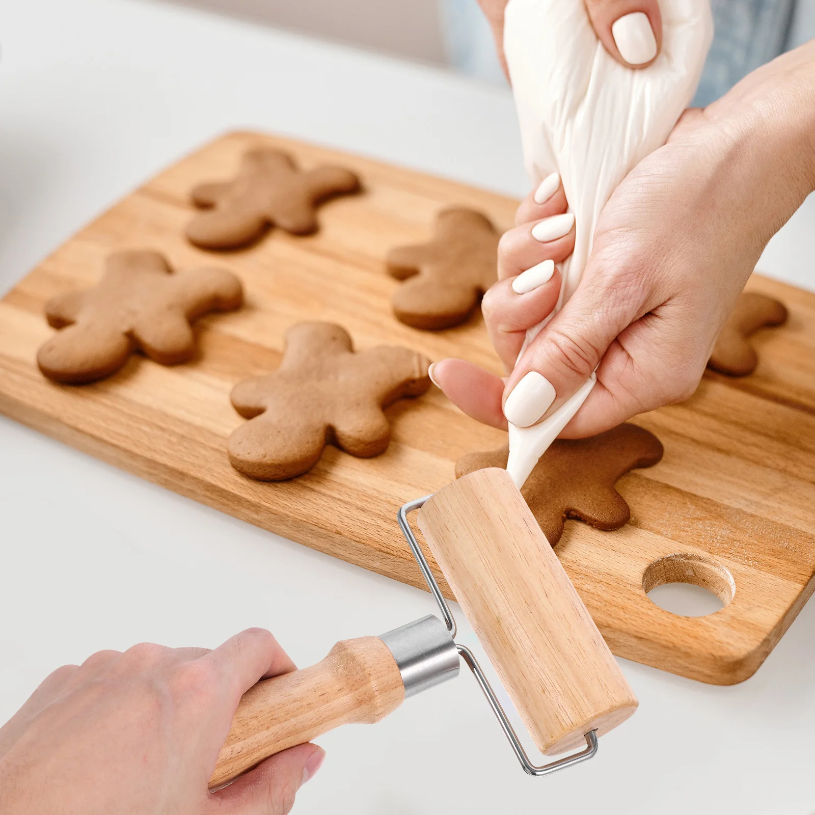 

Multi-Function Rolling Pin Wooden Handle Stainless Steel Dough Press Tool for Bread Cookies Cake Home Baking Kitchen Pastry