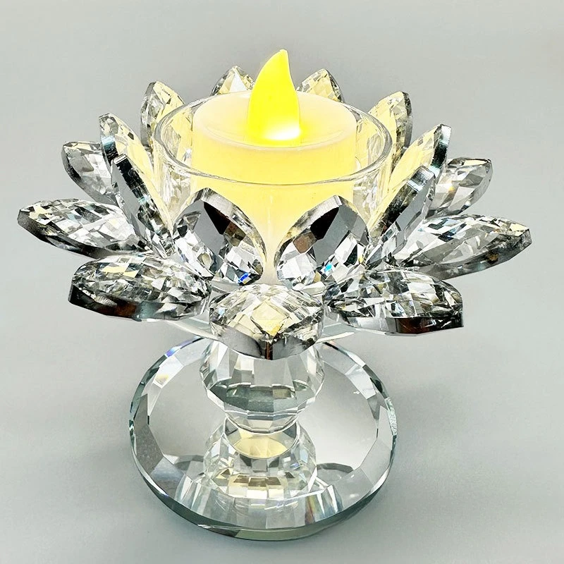 Practical Bright Crystal Lotus Candlestick Elegant Durable Glass Candle Stand Ornament Flat Bottom Lotus Flower Figurines Dinner