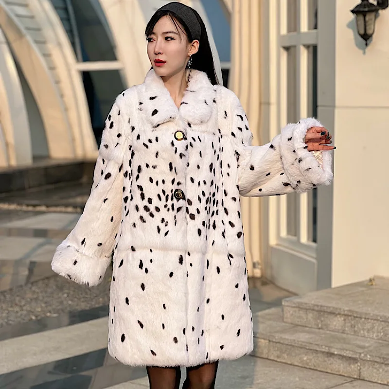 2024 New Woman Winter Whole Skin Fur Rabbit Hair Fashionable Contrast Lapel Young Medium And Fur Coat Lady