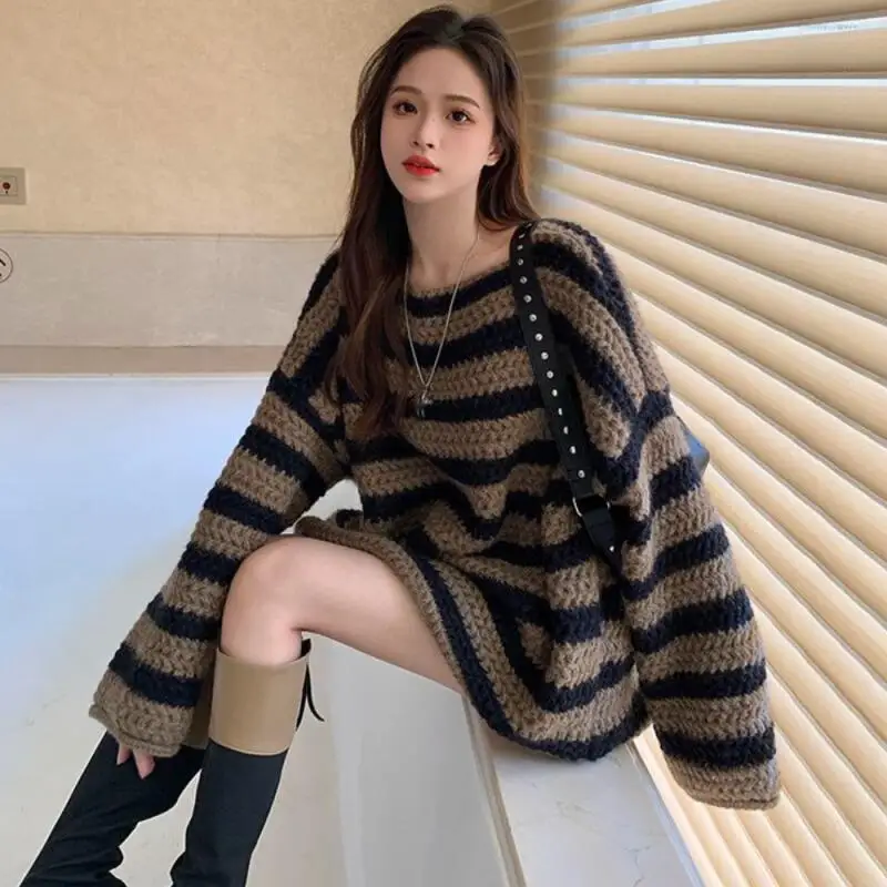 

Свитер принцессы в полоску с круглым вырезом, модная свободная трикотажная рубашка с длинными рукавами для молодых девушек, весенне-осенняя одежда, новинка снаружи