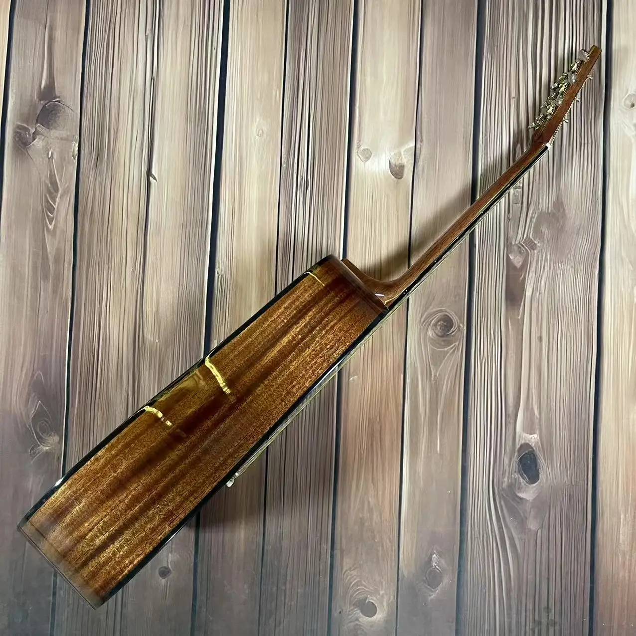 Nueva tienda de apertura por tiempo limitado, descuento, guitarra acústica acústica con pintura brillante superior de perfil sólido serie D28 de 41 pulgadas