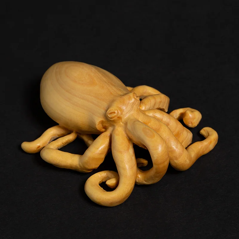 XS017-7CM Hand Carved Boxwood Carving Figurine Chinese Folk Crafts Pendant Home Decor - Octopus Statue