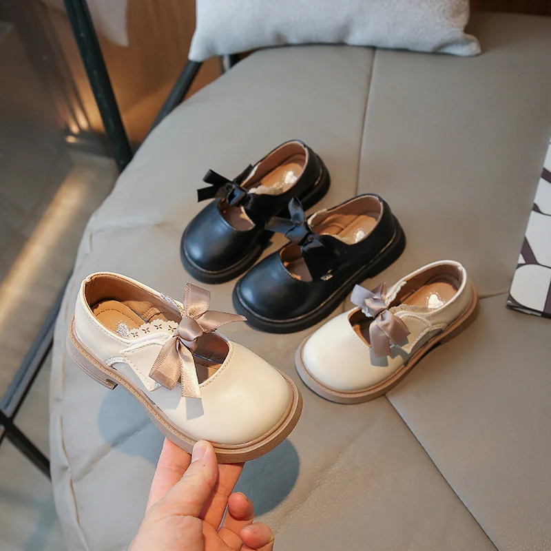 

Children Shoes Lovely Elegant Bow Soft Soled Leather Shoes Fashion Versatile Antiskid Casual Sneakers Girl Party Dresses Shoes