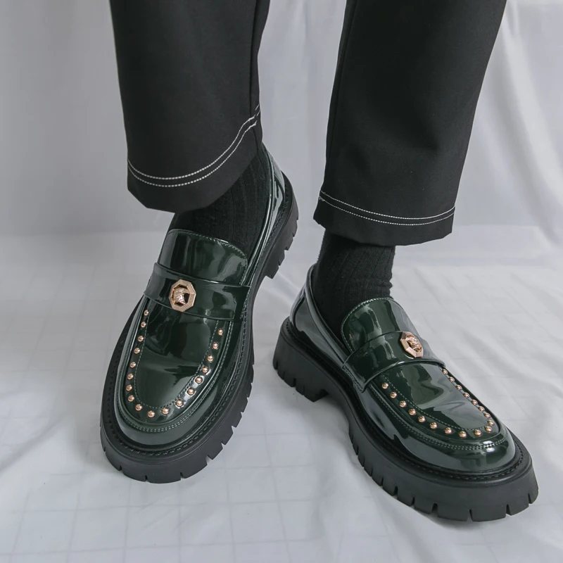 

Men Loafers PU Thick Sole Rivet Decoration Trendy Hairstylist Casual Shoes Size 38-46