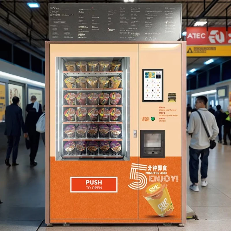 آلة بيع ذكية مخصصة بدون طيار لطهي الماء الساخن المعكرونة الفورية تدعم بطاقات الائتمان مع وظيفة SDK