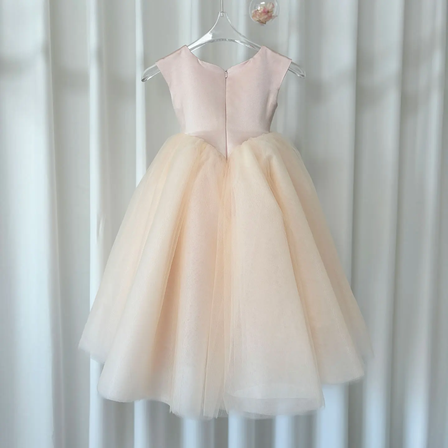 Elegancka arabska sukienka w kolorze beżowym dla dziewczynki, Dubaj, sukienka księżniczki dla dzieci na urodziny, wesele, przyjęcie, Pierwszą Komunię Świętą, suknia balowa 2024 J183