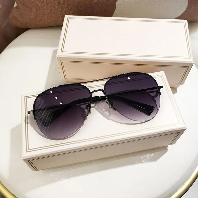 Classic Sunglass for Men Aviator Metal Frame Outdoor Sports Anti-UV Driving Sunglasses Glasses Women Oculos De Sol