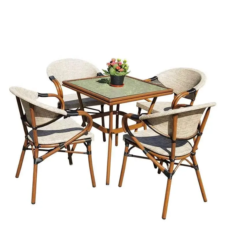 Customizable Capelli diretti in fabbrica tavoli e sedie da balcone per esterni Tavoli e sedie da giardino