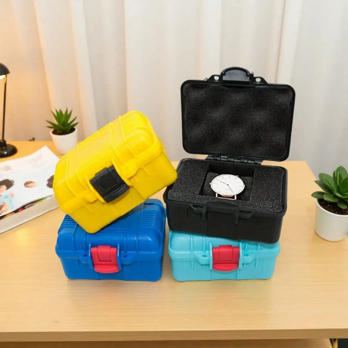صندوق تخزين للساعات صغير الحجم، حافظة ساعة واقية مع حشوة إسفنجية، منظم ساعة متين للتخزين والتنظيم الآمن #2