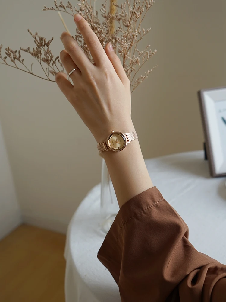 New Women'S WatchLuxurious And ElegantSimple And Delicate DesignSmall Dial WristwatchLuxury Ladies' WatchPerfect Gift For Women.