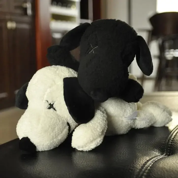 Nowe Snoopy pluszowa lalka Kawaii Cartoon dzieci pluszowe zabawki dla dziewczynek poduszka dla dzieci prezent urodzinowy dla dziewczyny